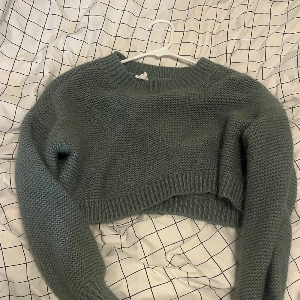 Garage Women's Olive Green Knit Sweater - Picture 1 of 1